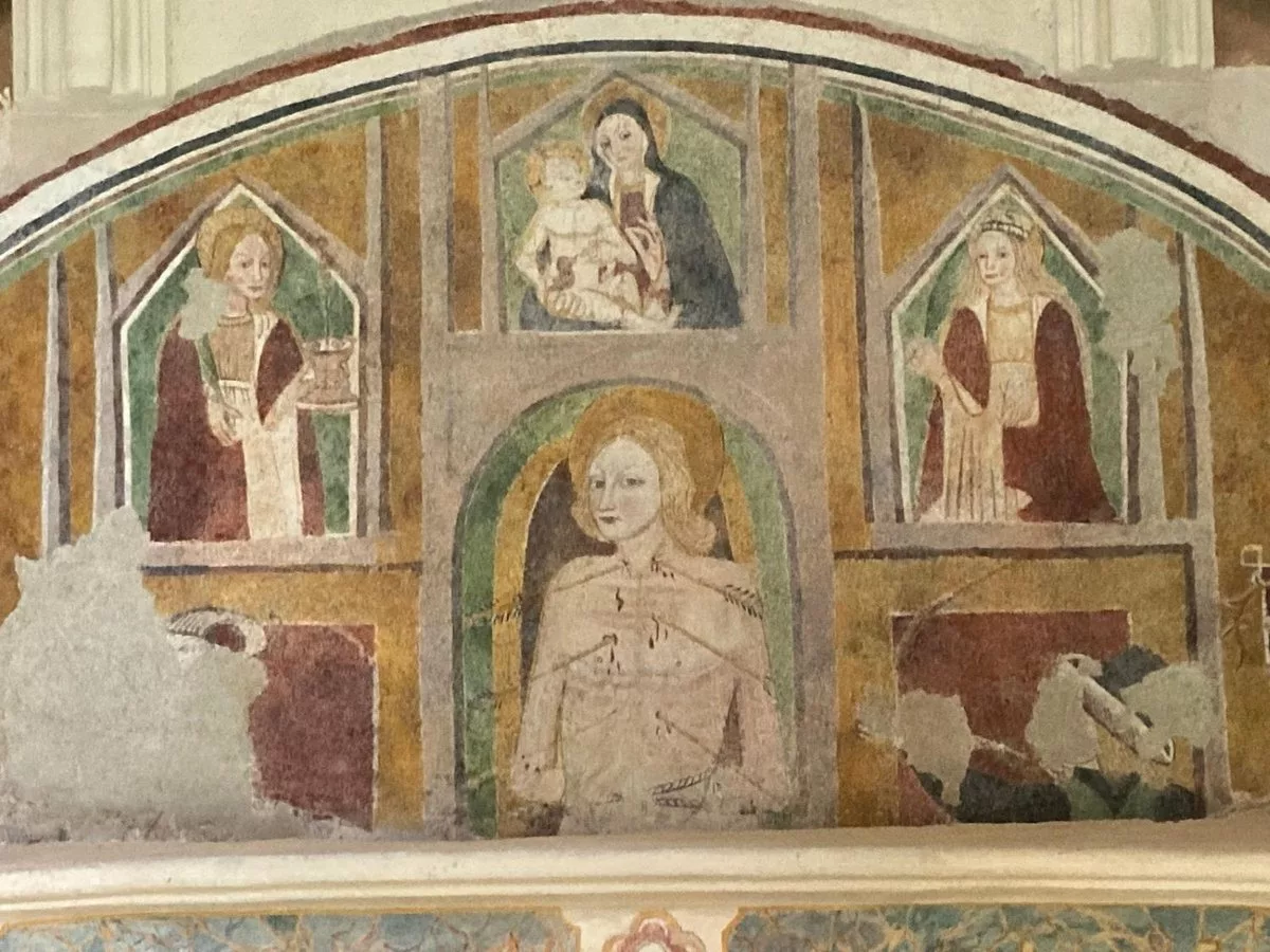 Cappella di San Sebastiano ed edifici della cultura delle Alpi liguri