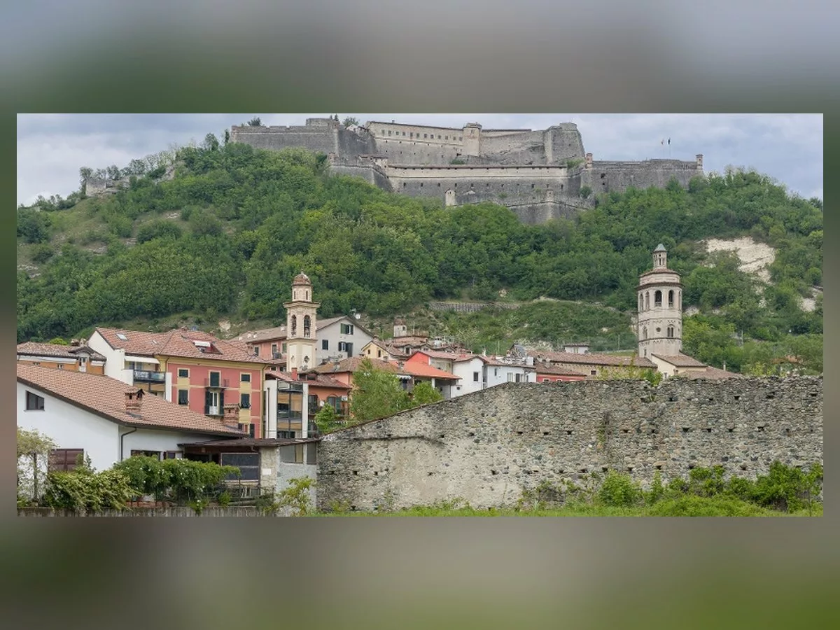 Visita al Forte di Gavi – ‘Fammi un quadro del sole’ e Fortissima Parade